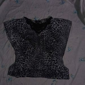 Women's Top